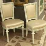 821 3057 CHAIRS